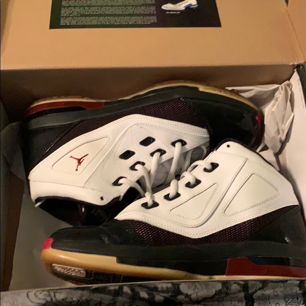 Jordan 16.5 TM (GS) 7 Youth